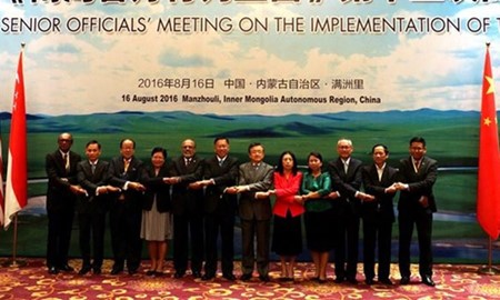 Compromis ASEAN/Chine pour accélérer les consultations sur la mer Orientale  - ảnh 1